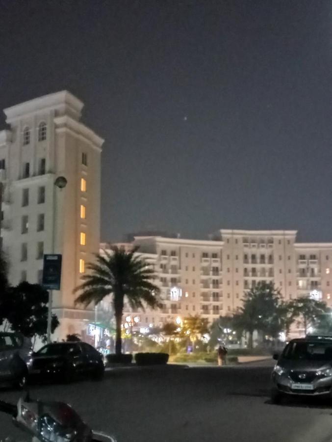 Appartamento Omaxe Krishna Aavas Vrindāvan Esterno foto